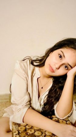 Experience Unforgettable Moments with Lyla Varnay Today