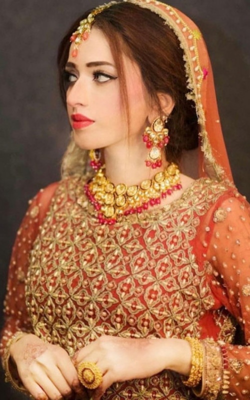 Bérénice Éclatante Unveils Your Ultimate Parisian Fantasy